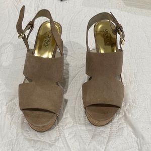 Michael kors wedge color suede size 7 1/2